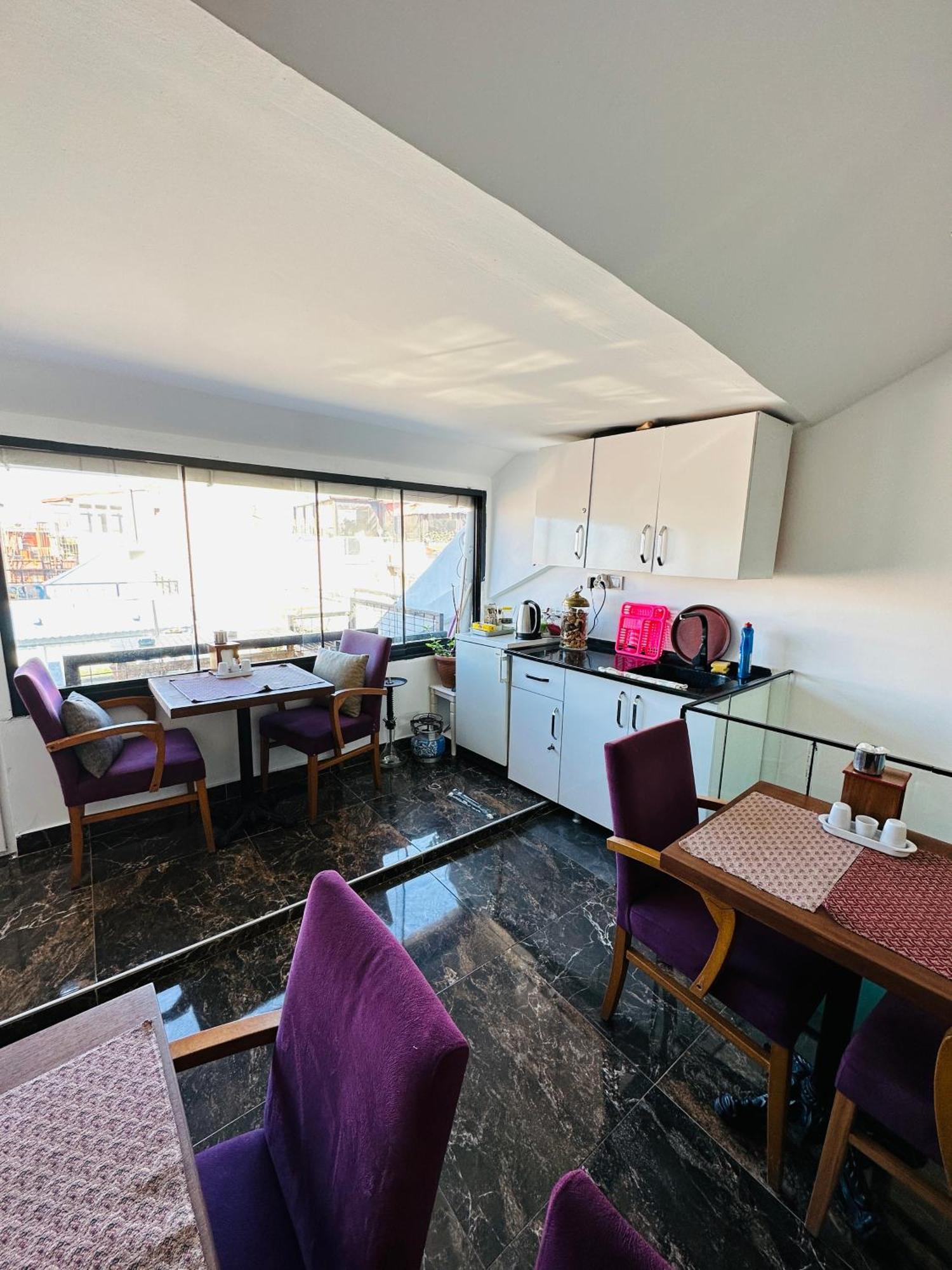מלון La Petite Maison 2*