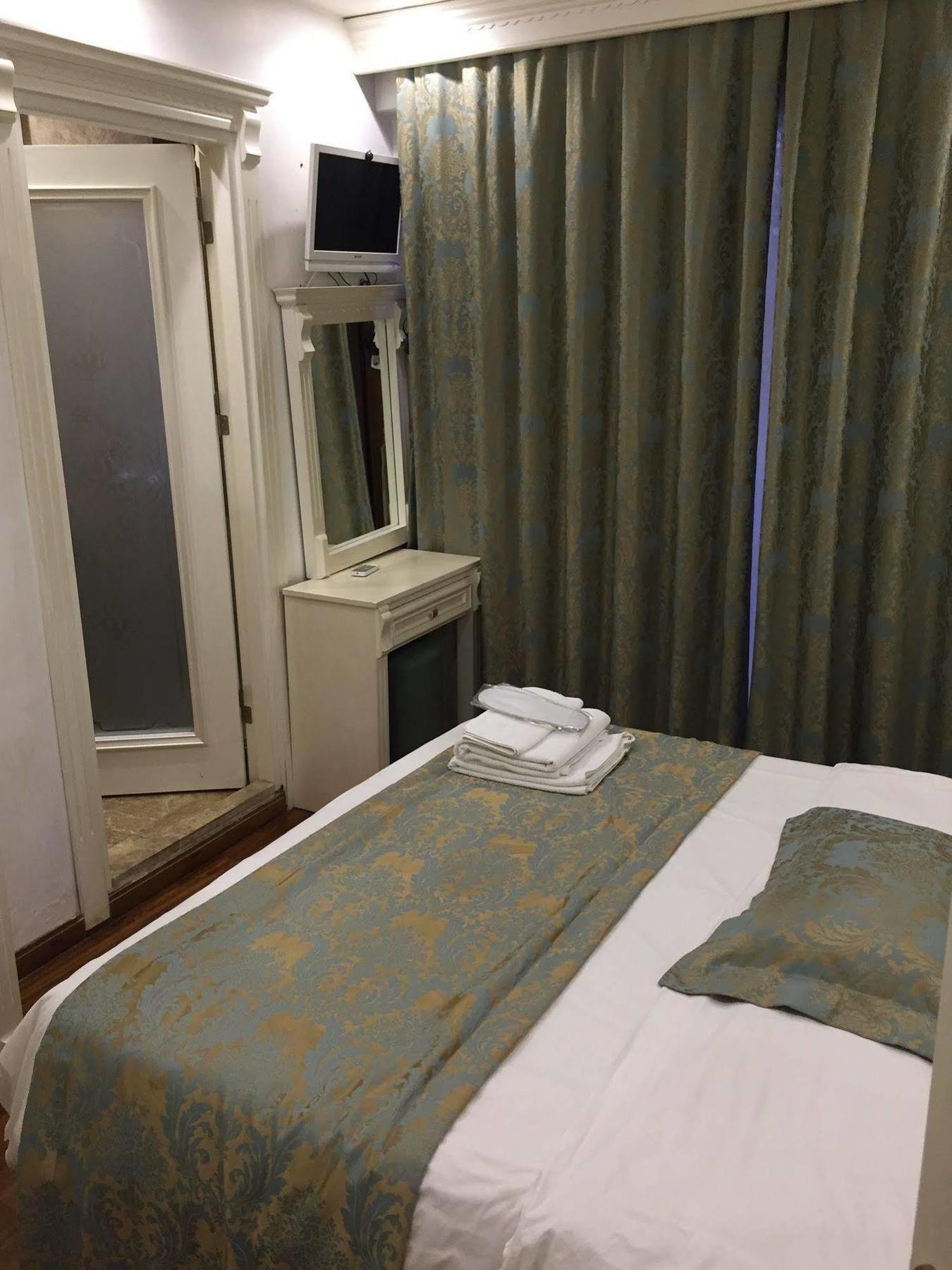 Hotel La Petite Maison Istambul
